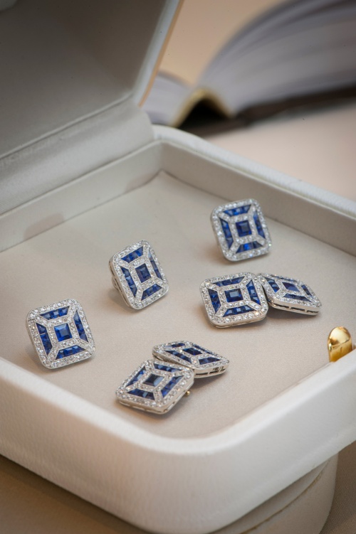 Cufflinks and buttons for men (Courtesy: Boucheron)